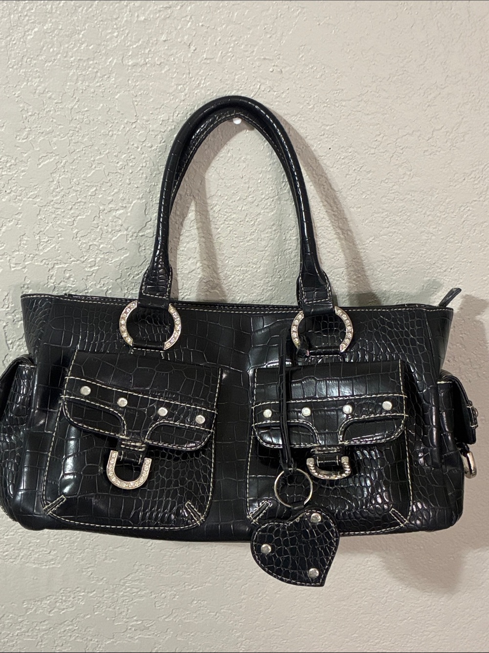 Valerie Stevens Black Croc-Embossed Leather Shoulder Bag - Picture 3 of 16